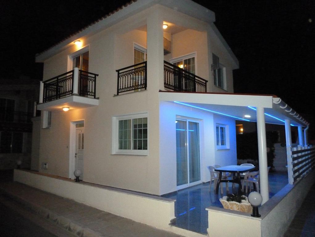 Philippou Beach Villas & Apartments Larnaka Exterior foto
