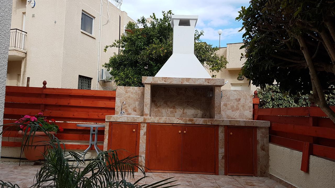 Philippou Beach Villas & Apartments Larnaka Exterior foto