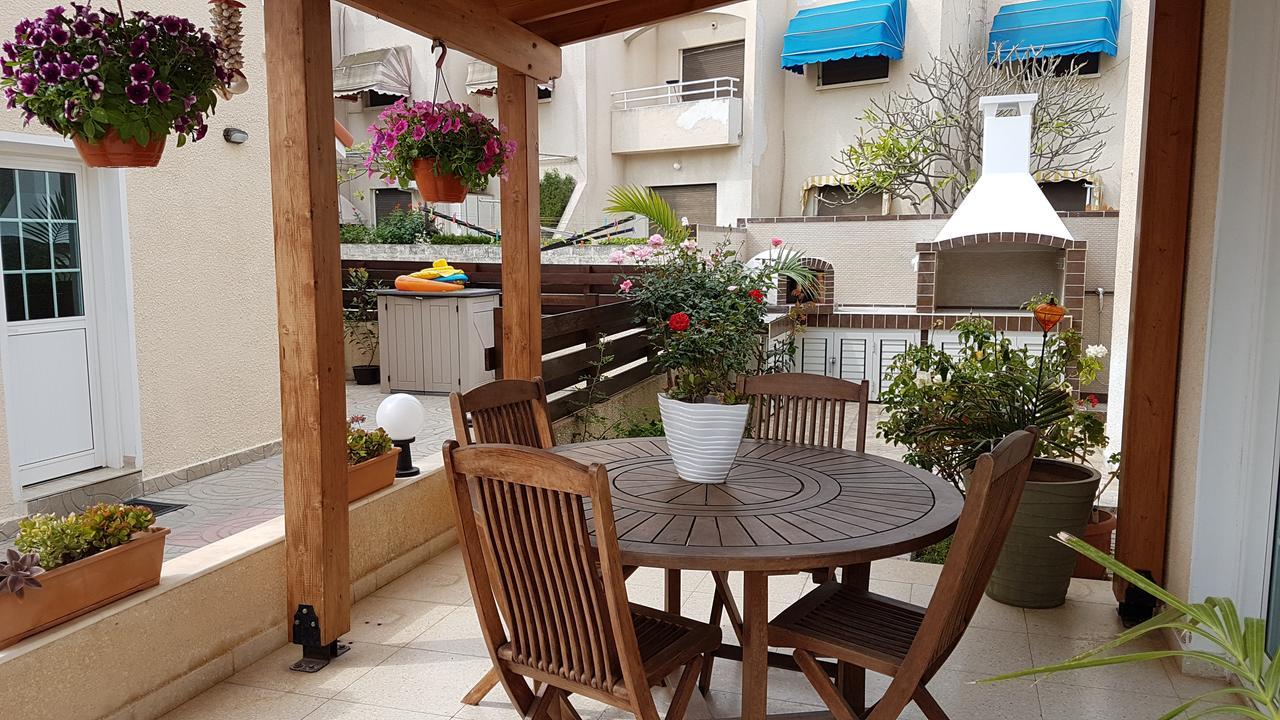 Philippou Beach Villas & Apartments Larnaka Exterior foto
